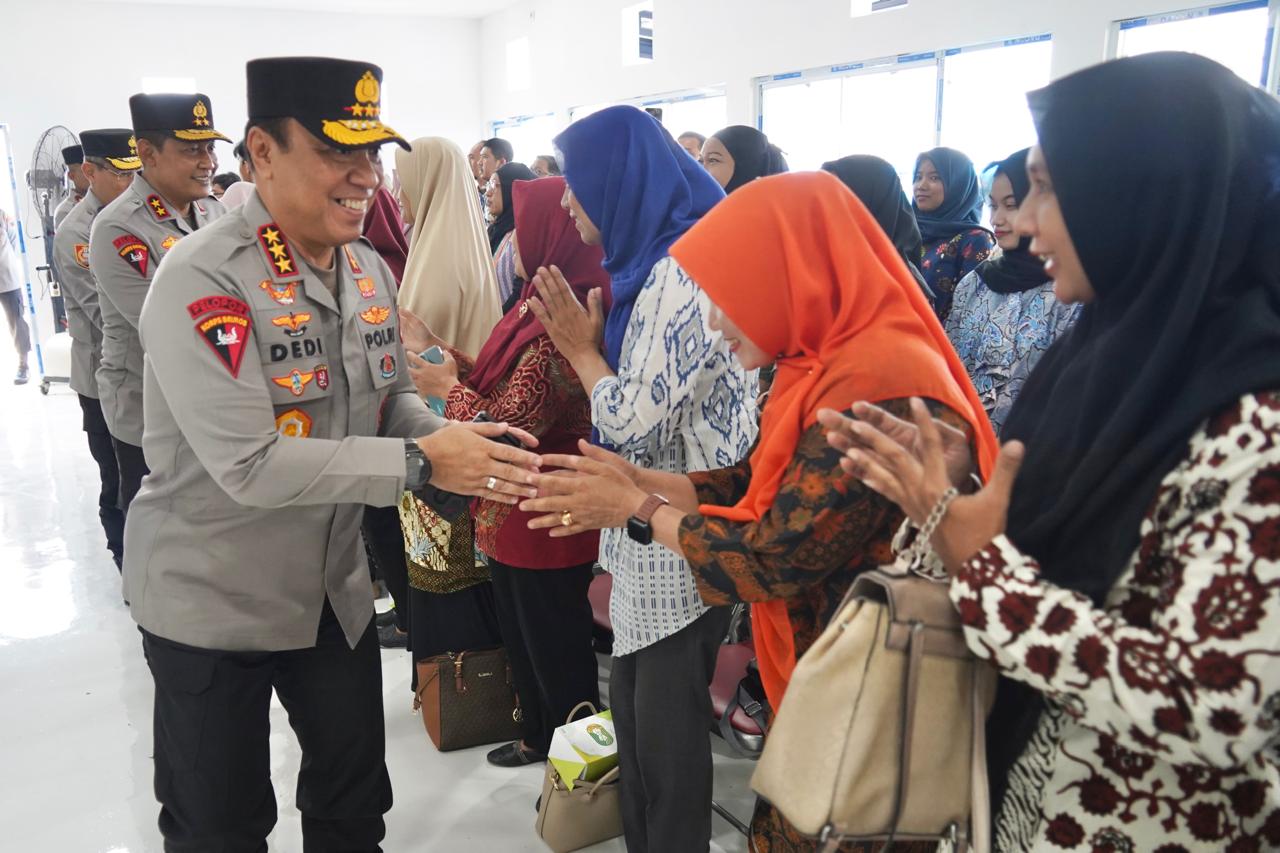 Wakapolri Tinjau Pembangunan SPPG di Semarang